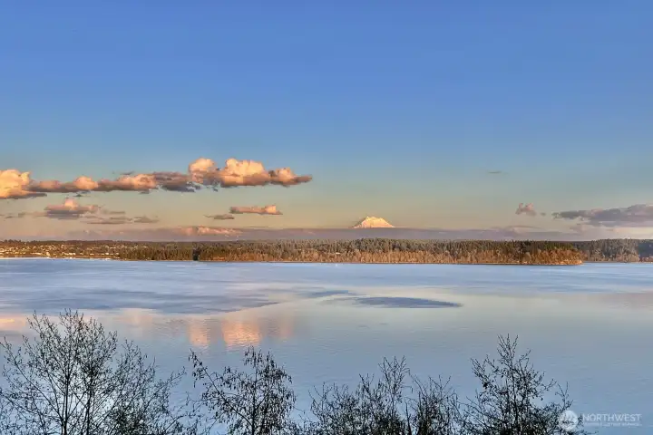 Unobstructed views of Mount Rainier with expansive open skies, create a captivating focal point