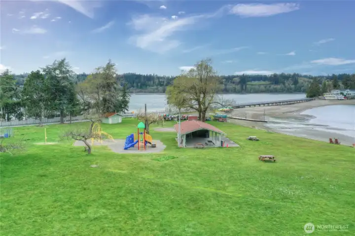 Clubhouse picnic and play area offers a covered patio that you can reserve for parties. There is a kayak storage area plus a dog park, and community garden