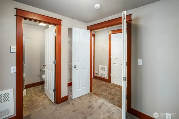 3rd Bedroom ensuite with private 3/4 bath