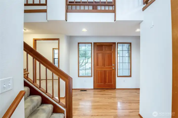 Light & Bright Entryway