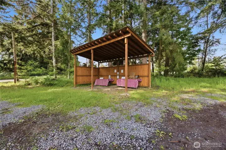 Produce / farm / flower/ sourdough stand