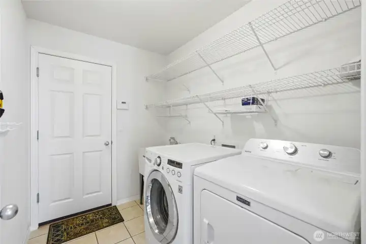 Main floor Utility Room offers storage for the laundry stuff! Main floor Utility Room offers storage for the laundry stuff!
