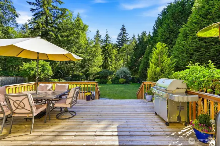 Now just take a deep breath and picture the parties, regular living, and enjoyment of this beautiful oasis! Now just take a deep breath and picture the parties, regular living, and enjoyment of this beautiful oasis!