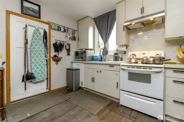 Kitchen - Lower level Kitchen - Lower level