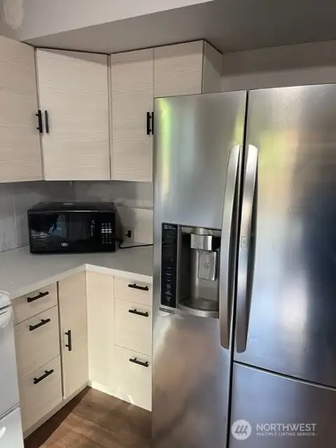 Kitchen - lower level Before tenant Kitchen - lower level Before tenant