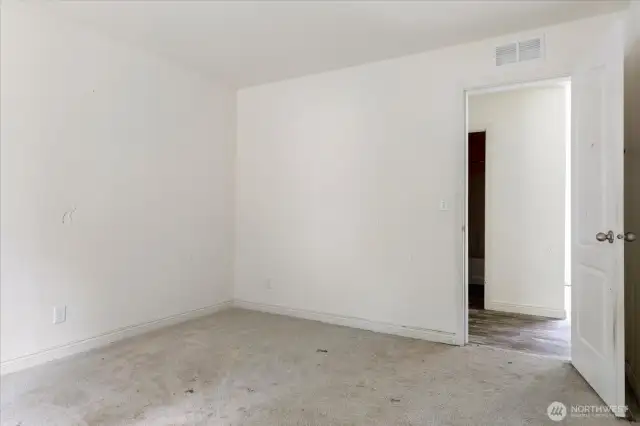 Bedroom #1