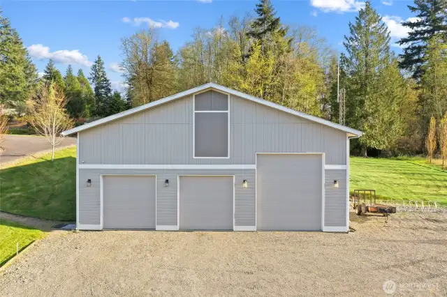 3000 square foot shop for RVs & toys!
