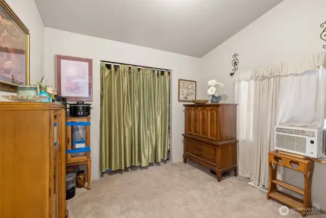 Guest Bedroom #2