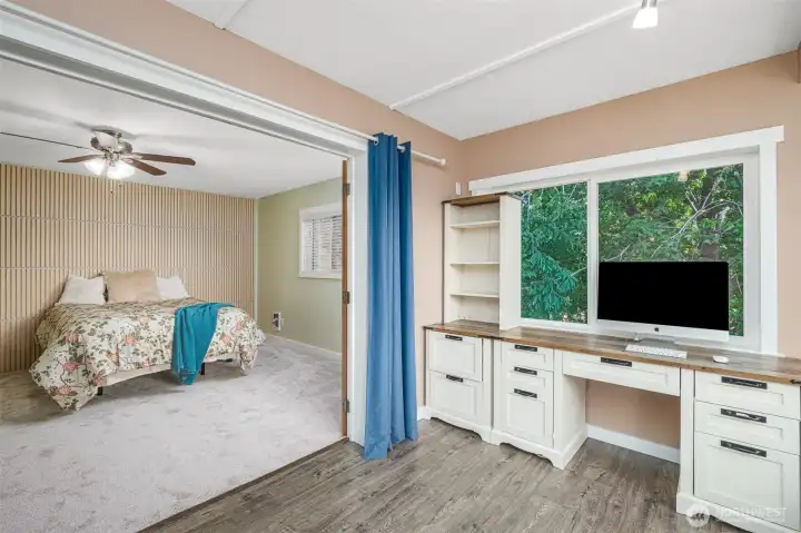 Sunroom/Office