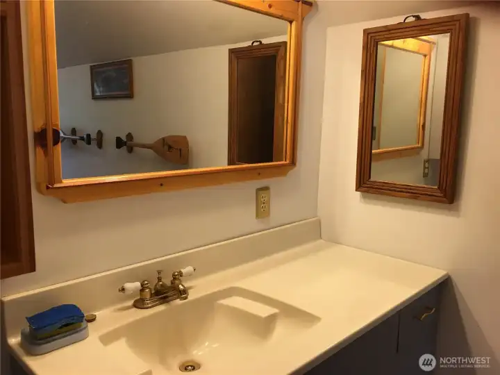 Airbnb Bath