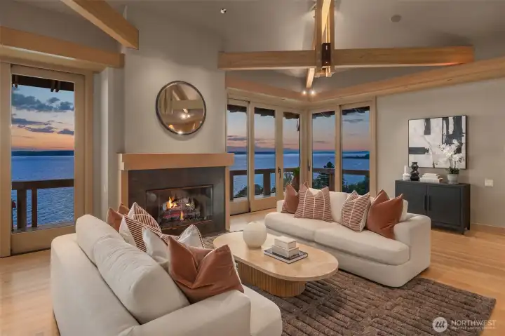 Every decision was carefully considered, from the placement of windows and outdoor spaces to the selection of finishes and systems. Every decision was carefully considered, from the placement of windows and outdoor spaces to the selection of finishes and systems.