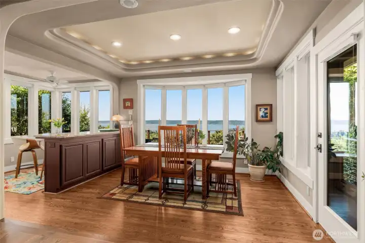 Dining room views and breakfast area views Dining room views and breakfast area views