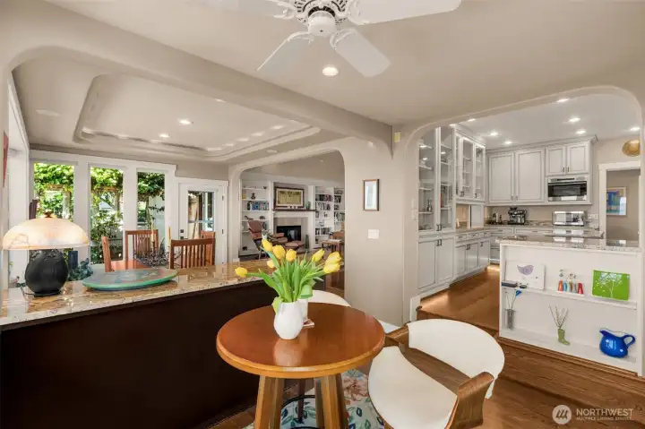 Breakfast eating area in kitchen Breakfast eating area in kitchen