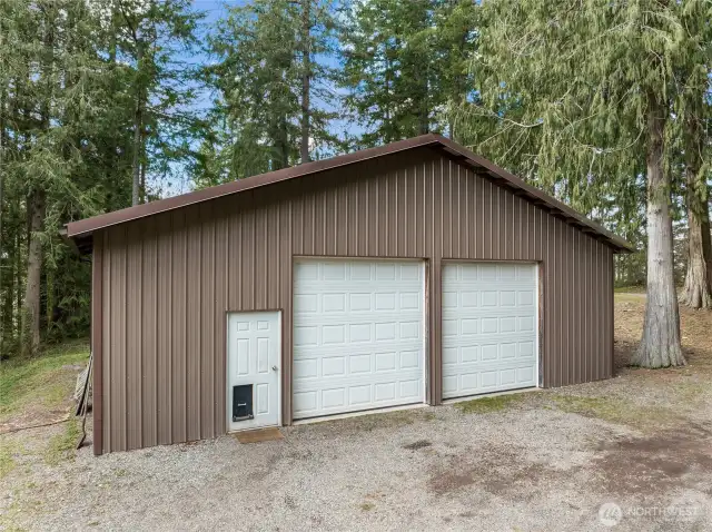 This is the large detached shop/garage/barn.