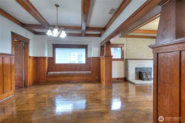Dining room, cont.
