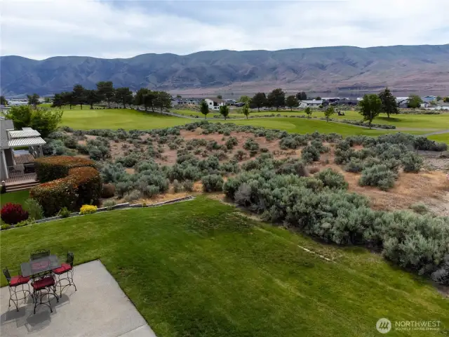 Incredible golf course and Columbia River Views.