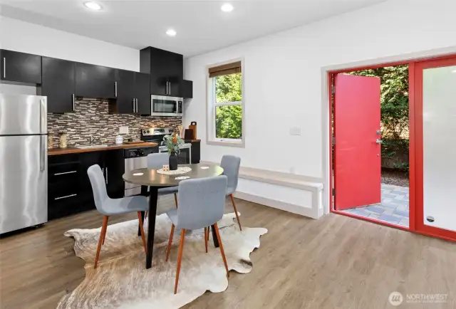Second full kitchen + private entry—perfect MIL or rental setup.