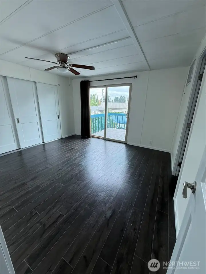 Primary suite, ceiling fam
