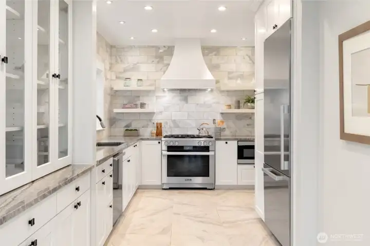 ...luxe marble finishes...