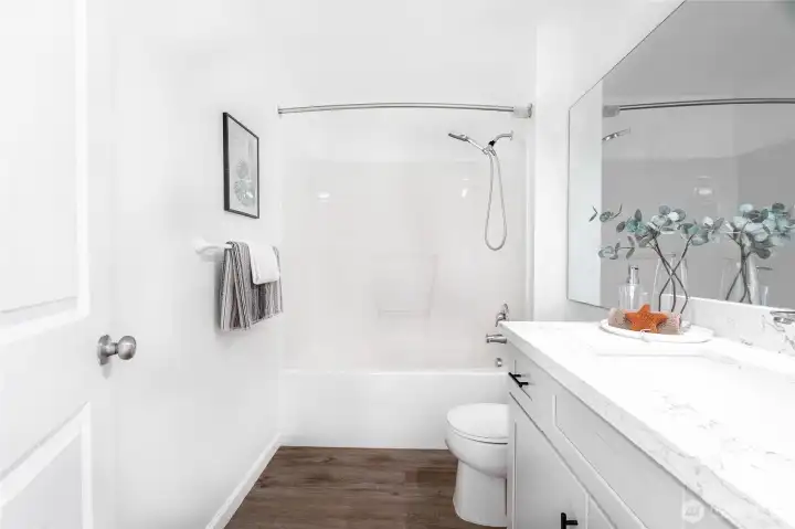 2nd full bath upstairs