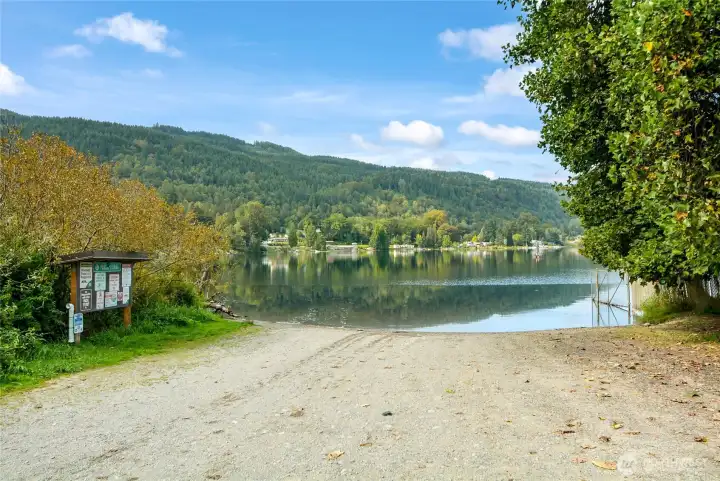 Lake McMurray boat launch