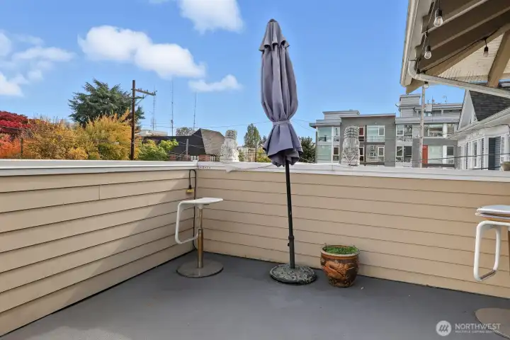 Another view of deck.