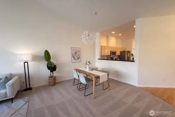 Large vaulted dinning space