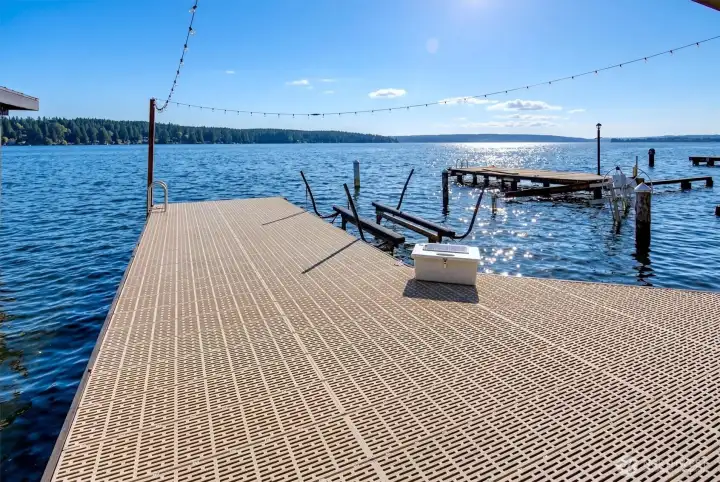 Delight in the watefront lifestyle with your new dock and boat lift