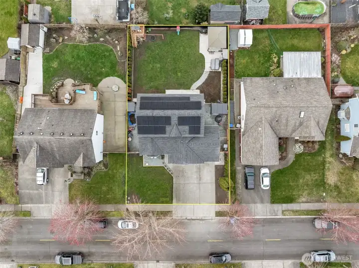 Pride in ownership shines throughout this PNW home.