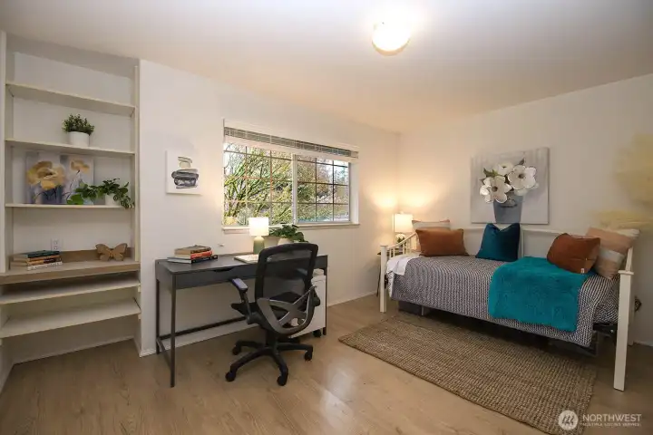 2nd bedroom