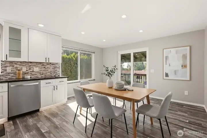 Spacious eating area