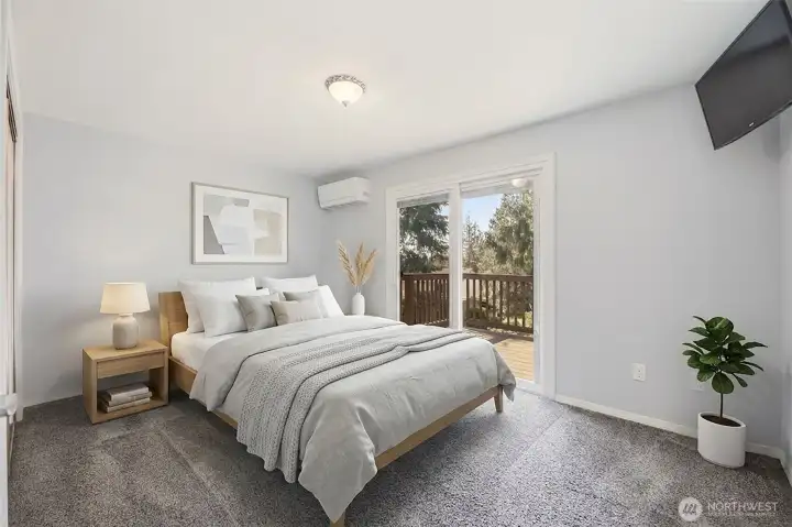 Large primay bedroom