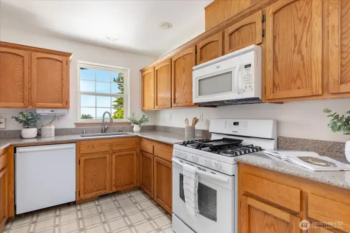 Clean, easy to use kitchen
