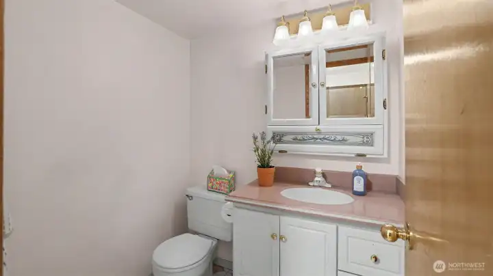 Half bath located on the main floor. Half bath located on the main floor.