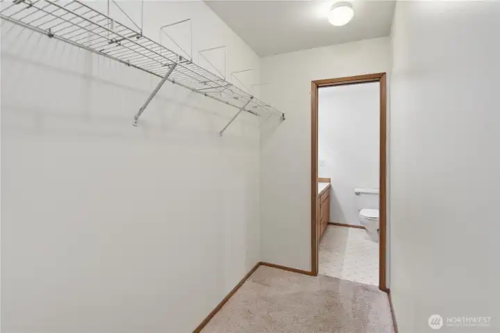 Walk thru closet