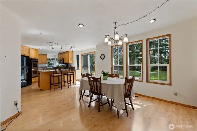 Breakfast room or whatever you desire here too.