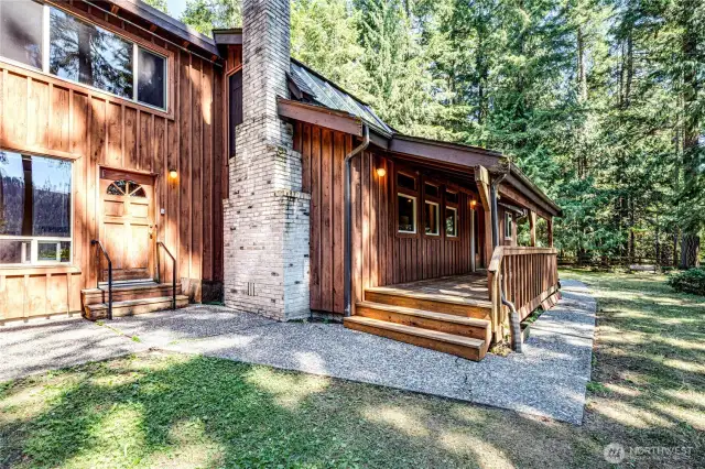 Covered Front Porch