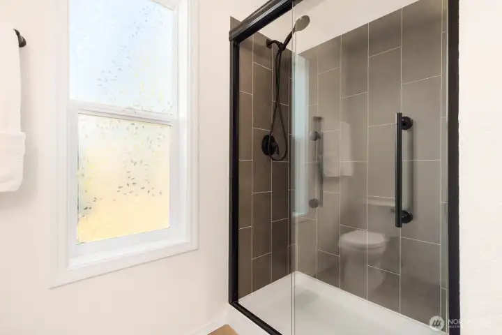 Primary ensuite