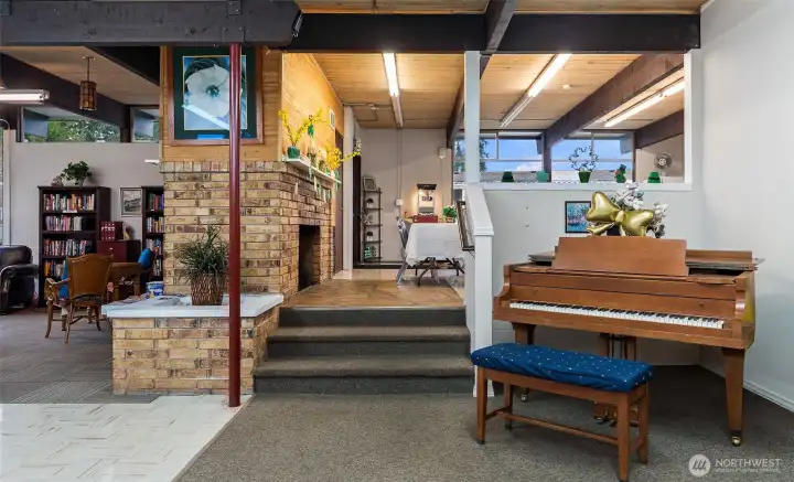 There's even a baby grand piano!