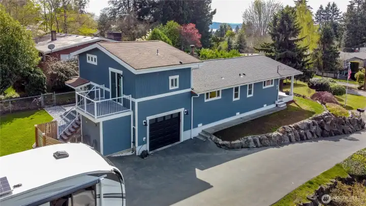 This home has a great layout!