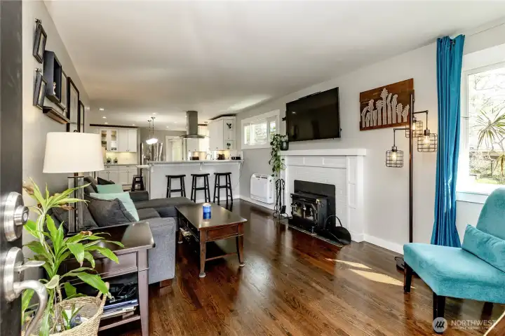 Gleaming hardwood and wood fireplace!