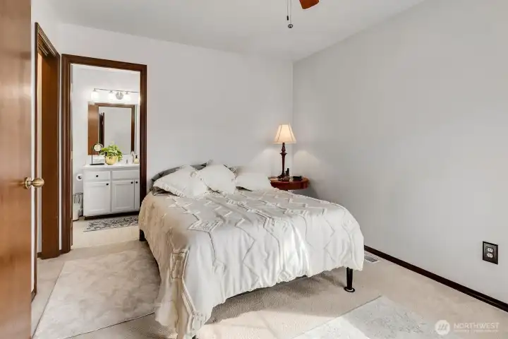 2nd Bedroom Upstairs