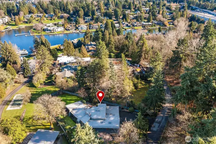 Completely flat 1/2 acre lot, close to lake, parks and everything Medina has to offer