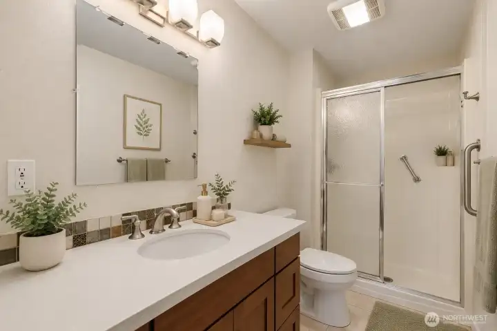 primary bathroom - virtually staged