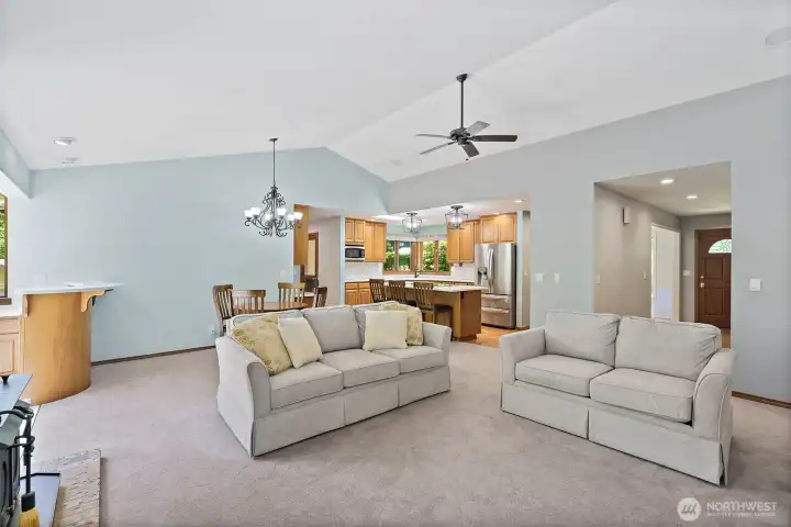 Great floor plan for everyday living and entertaining.