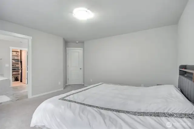 Spacious primary bedroom