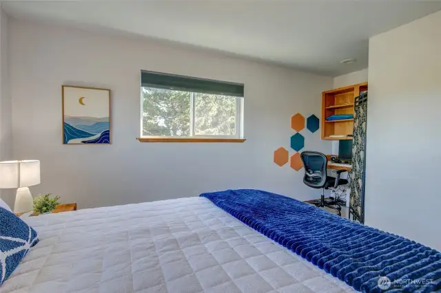 Guest bedroom #1 with desk space