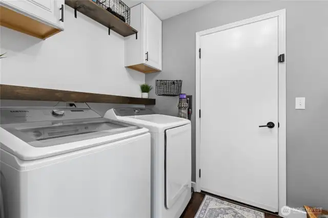 Washer & Dryer Included
