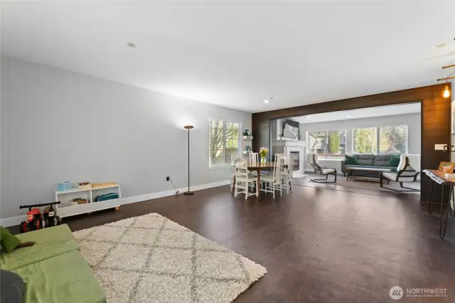 Large Great Room/ Dining Room