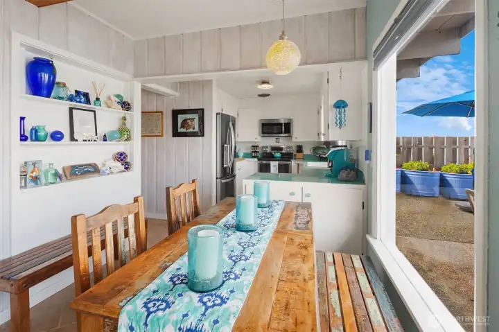 Cheery and bright, cozy and comfy